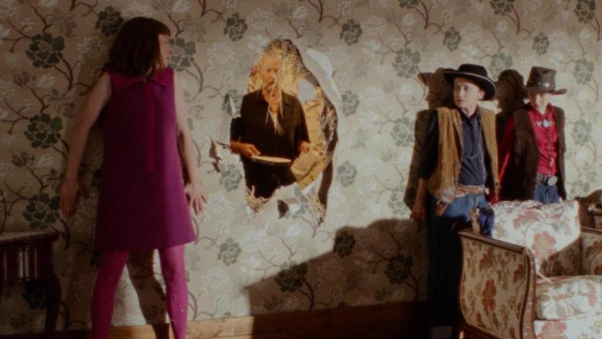 8-Daria-Martin-Tonight-the-World-2019-anamorphic-16mm-film-transferred-to-HD-13-5-minutes-Daria-Martin-courtesy-Maureen-Paley-London